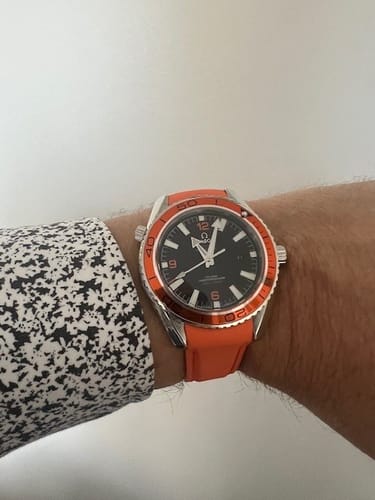 Customer photo review of SEAMASTER PLANET OCEAN 600M CO-AXIAL ORANGE BLACK DIAL