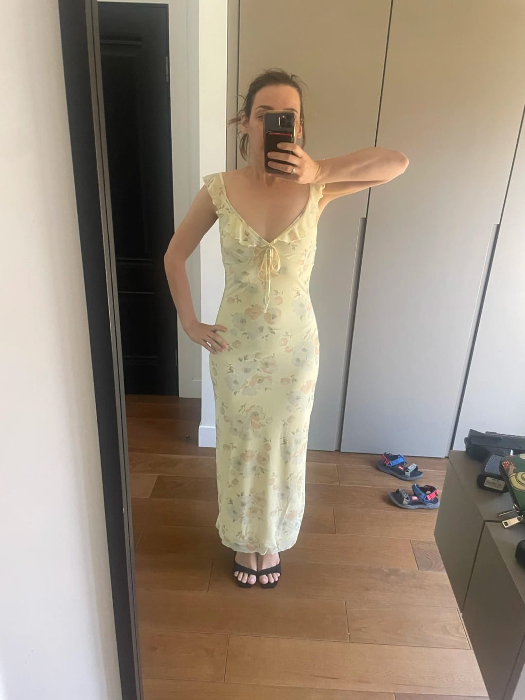Customer photo review of Adelheid Floral Print Plunge Maxi Dress