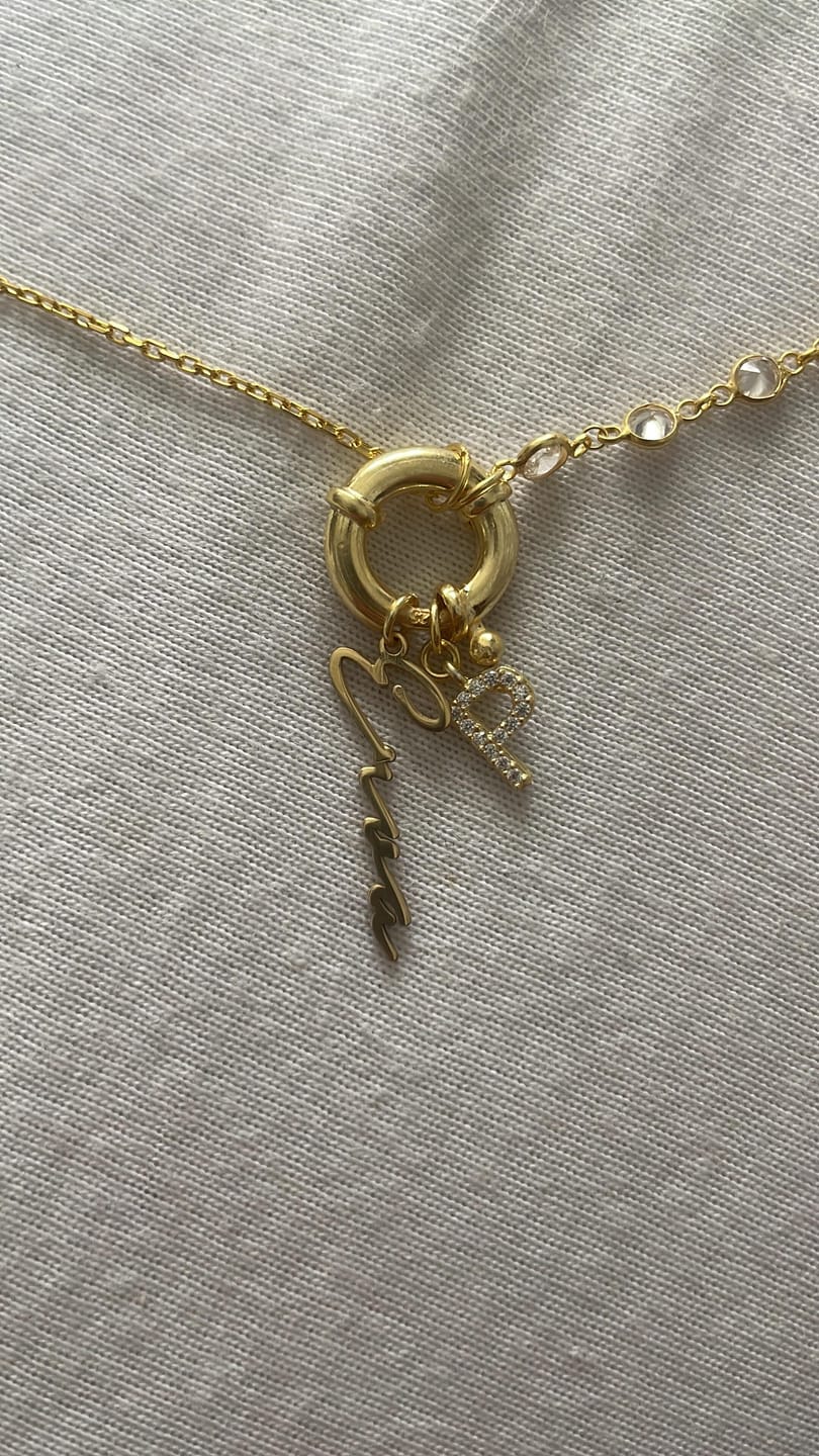 Customer photo review of Fia Kette Signatur Buchstabe