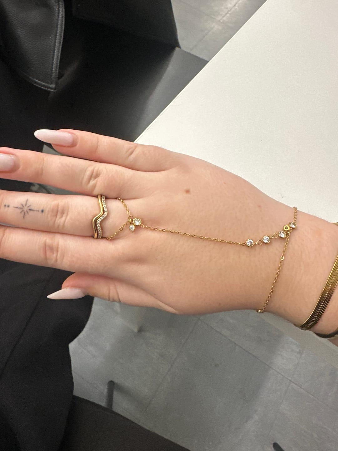 Customer photo review of SHIMMER. Hand chain