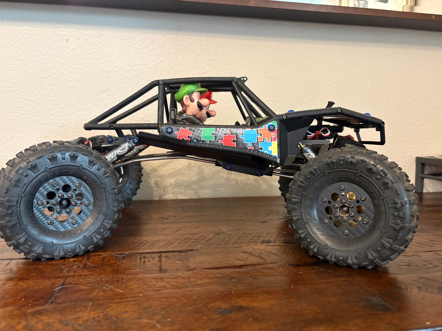 Customer photo review of CAPRA CAGE SLIDERS