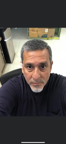 Customer selfie submitted with their review for Meraki Blu Methylene Blue.