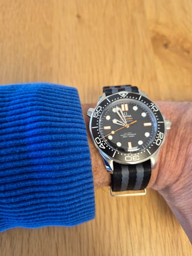 Customer photo review of Bond Nylon Watch Strap