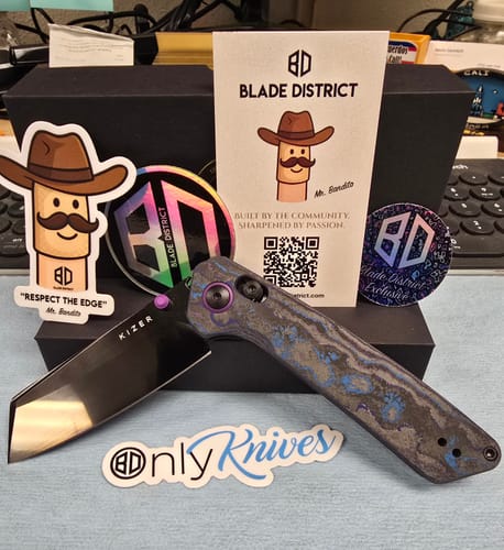 Customer photo review of Kizer Madrac Knife Damtanium Camo Carbon Elmax BLADE DISTRICT EXCLUSIVE