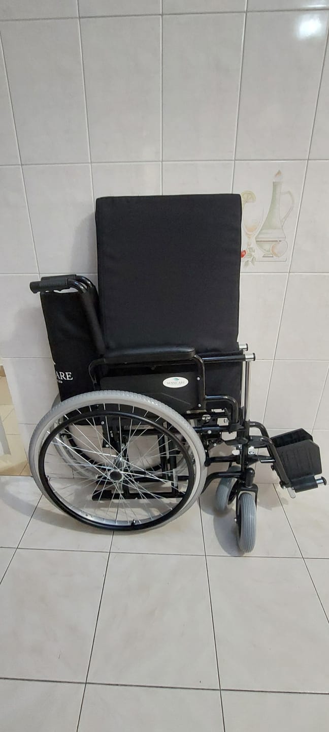 Customer photo review of Cadeira de Rodas Manual YK9031SKR