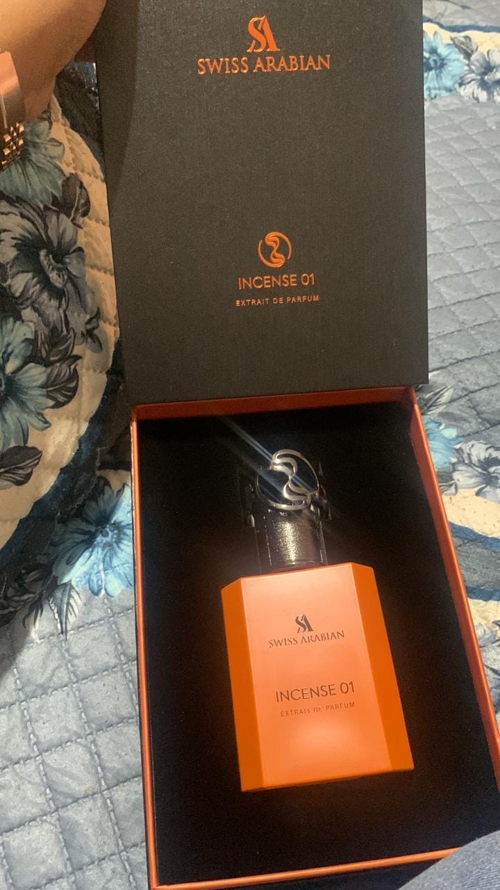 Customer photo review of Swiss Arabian Incense 01 Extrait De Parfum For Unisex