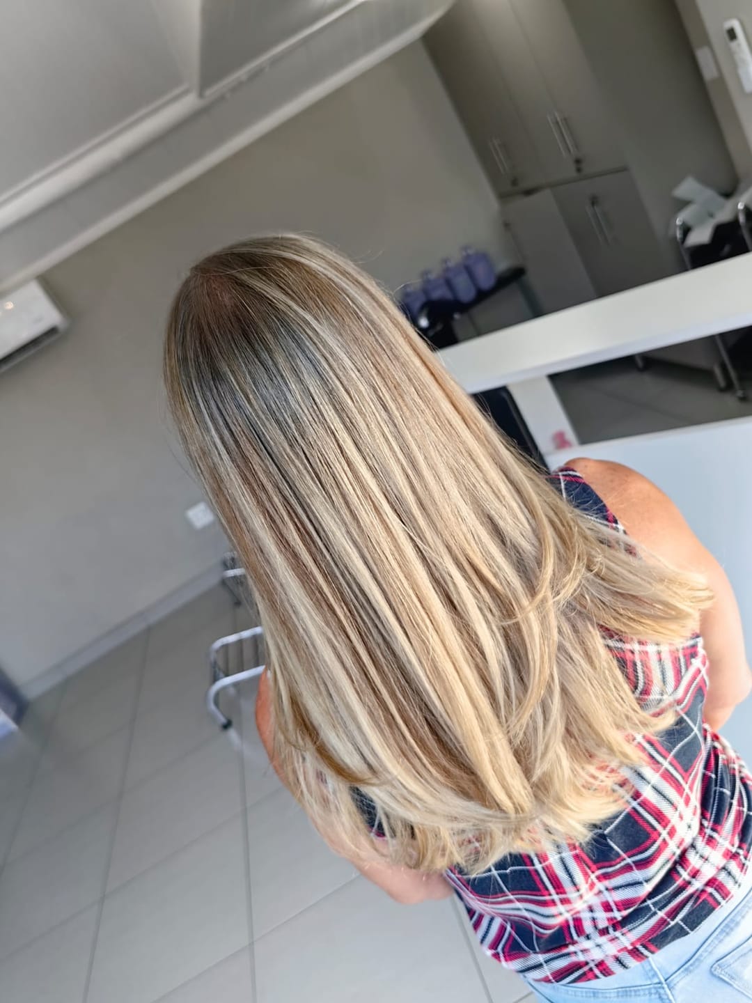 Customer photo review of INOAR’s UAU Anti-Frizz Serum Spray 200ml