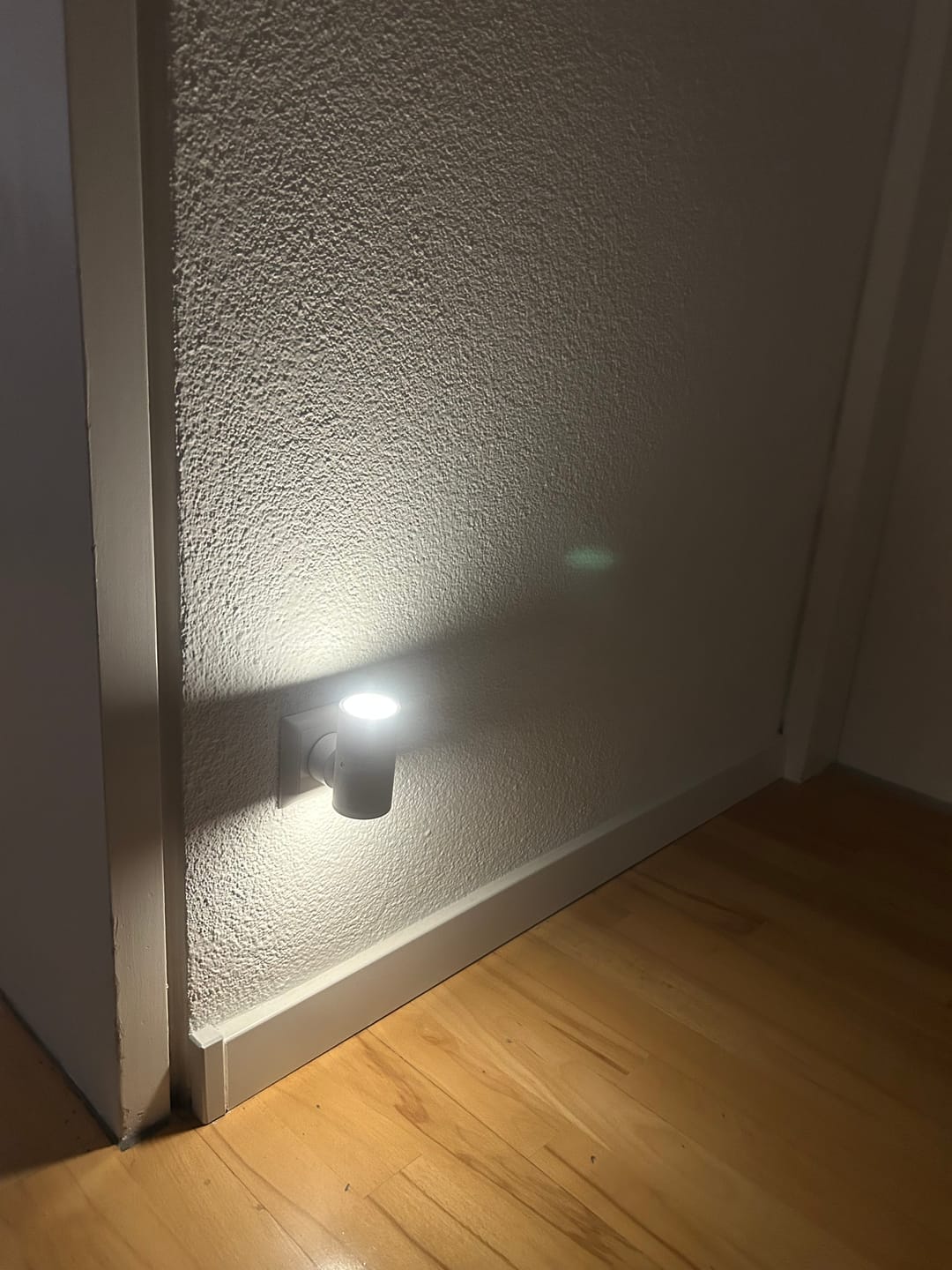 Customer photo review of NightLuxe | Bauhaus Design Nacht Lampe