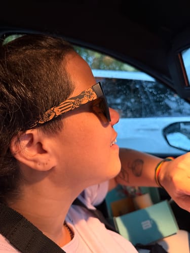 Customer photo review of Mis Raíces Blue