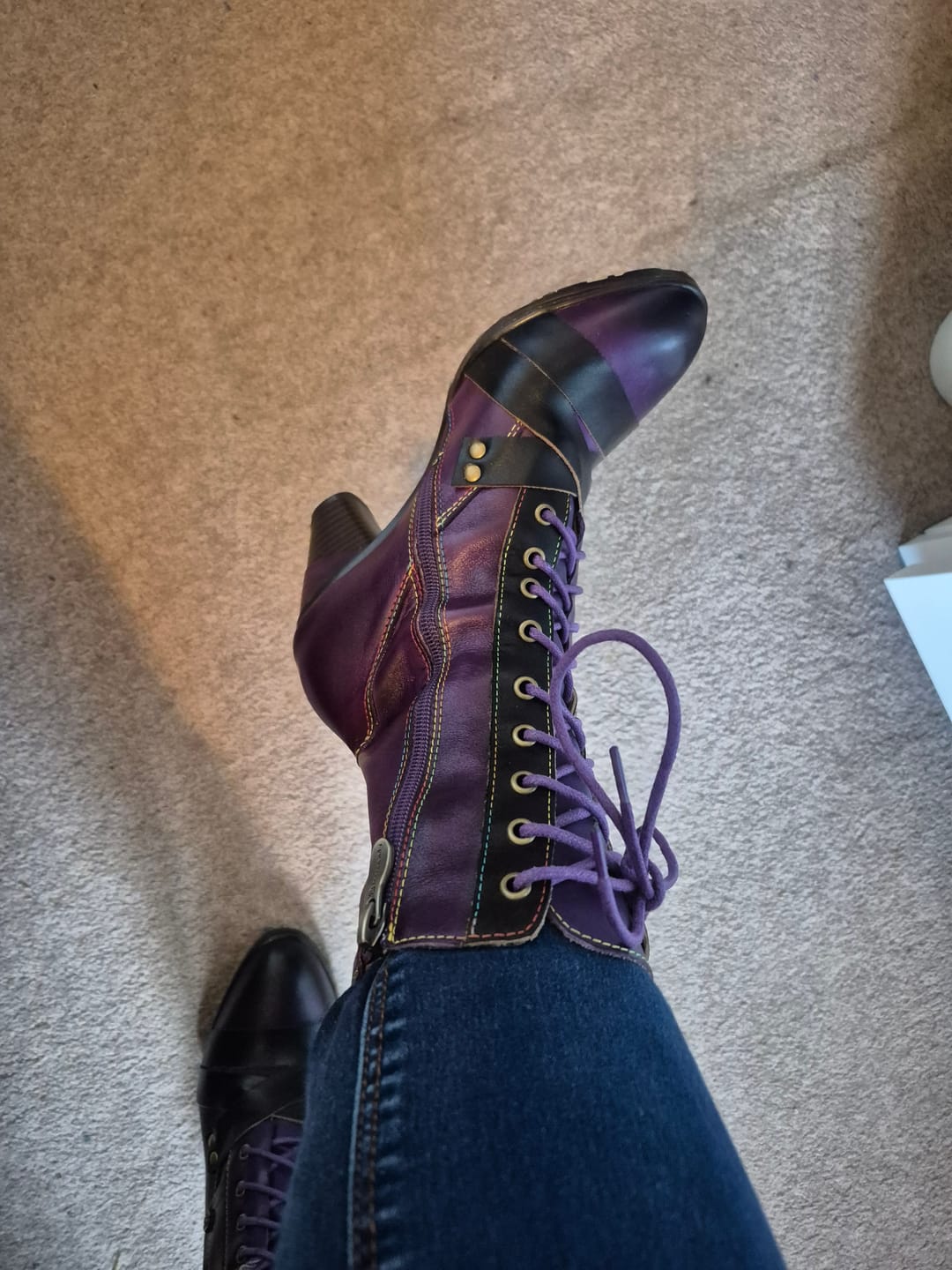 Customer photo review of Vintage Comfortable Genuine Leather Boots
