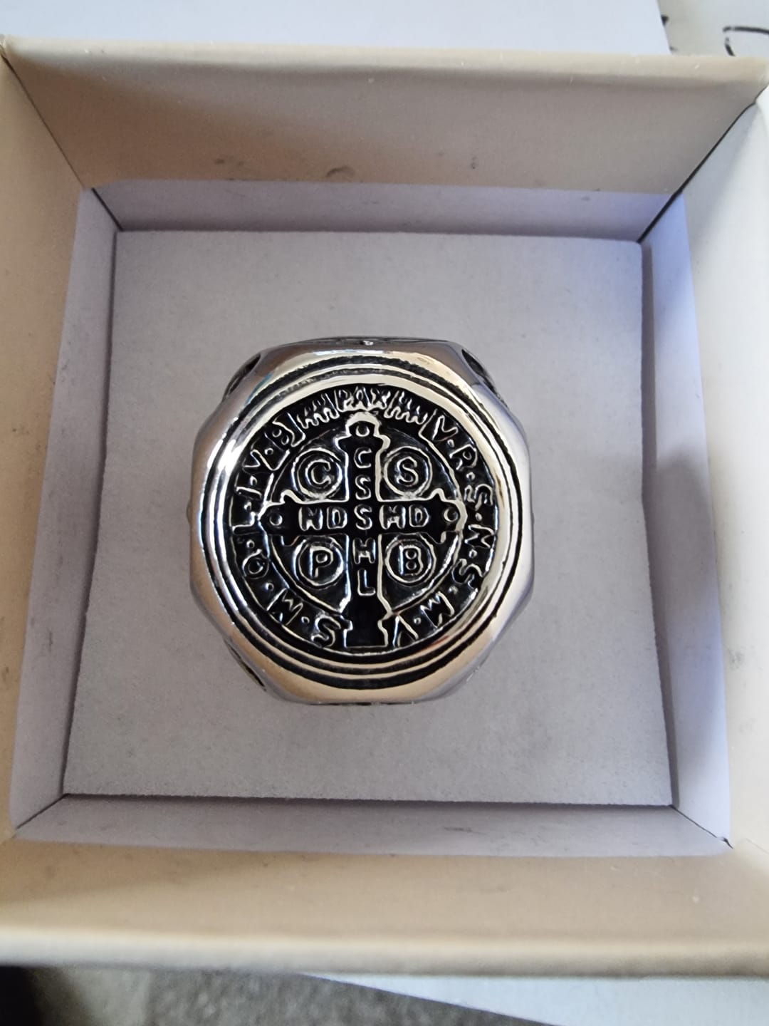 Customer photo review of Christianartworkshop St. Benedict Cross Faith Ring: A Symbol of Loving Gift