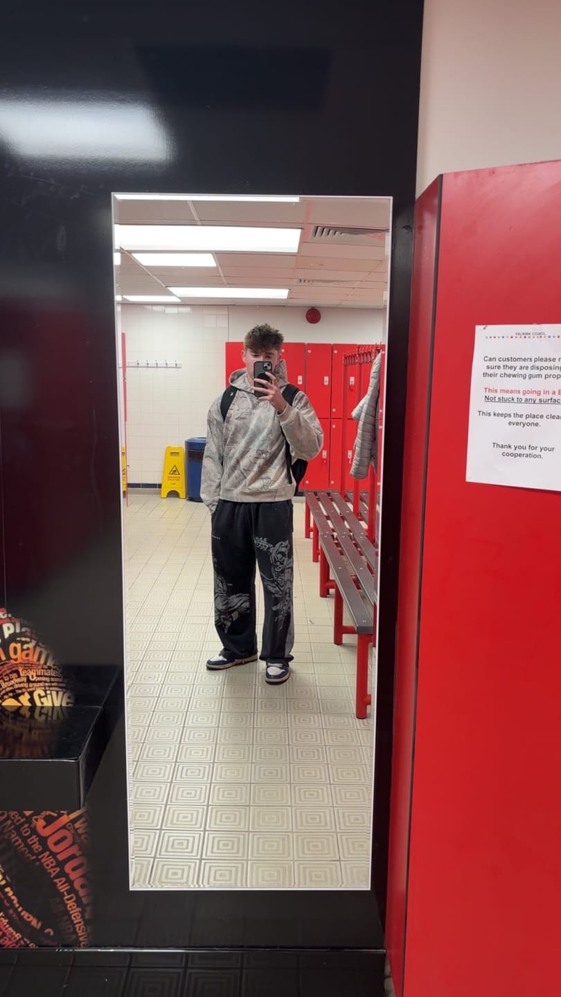 Customer photo review of 2158 - Batman Legends Joggers