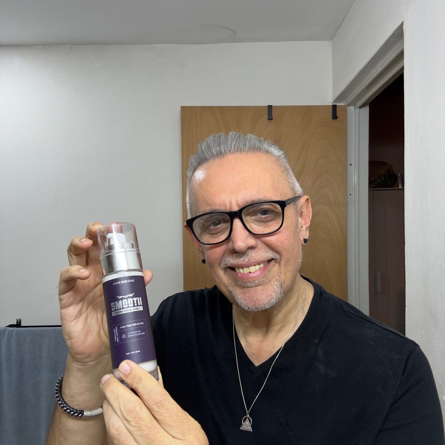 Customer photo review of Crema Facial 5 en 1