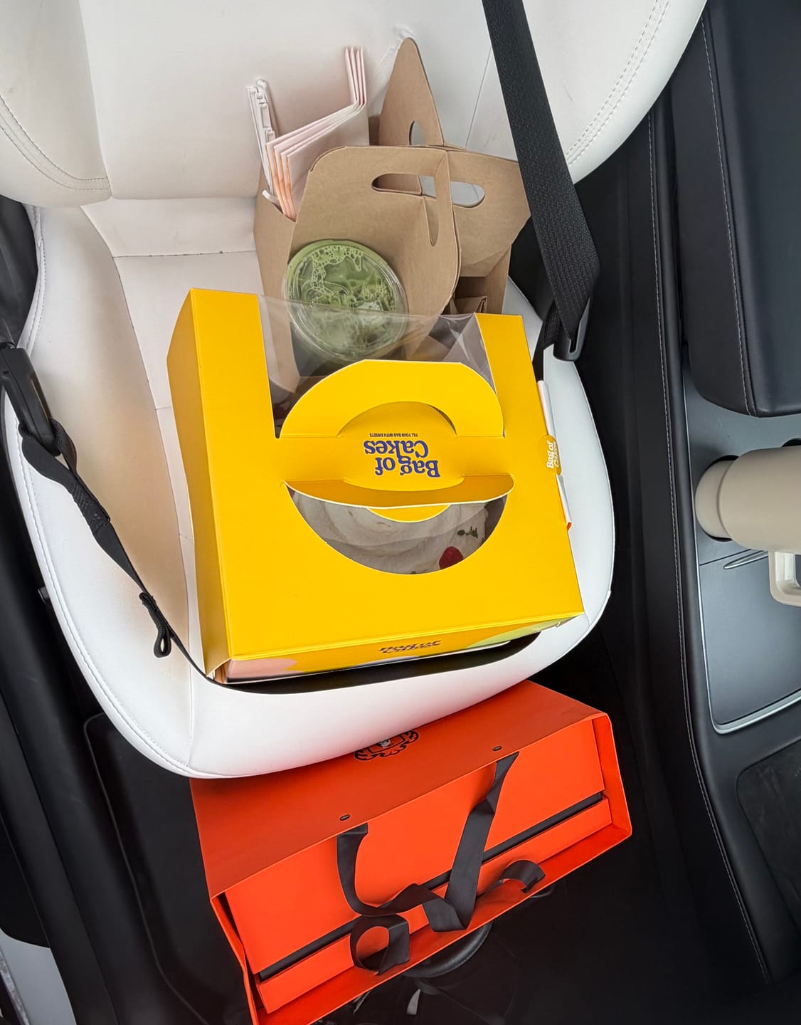 Customer photo review of Lamborghini Oro Vino Spumante with Gift Set (2026)