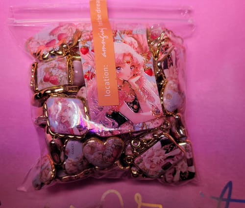 Customer photo review of Acrylic beads-Strawberry Sailor Moon GG (for beadable pens, keychains, phone chains)