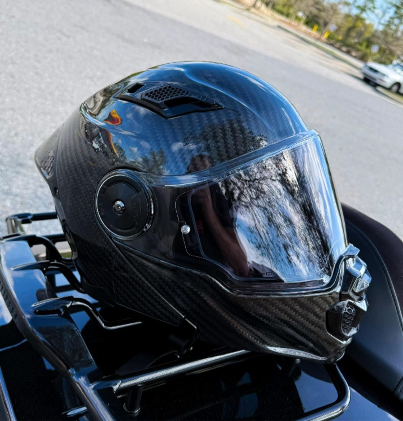 Customer photo review of D.O.T. & ECE Daytona C6 PRO- Grey Carbon Fiber
