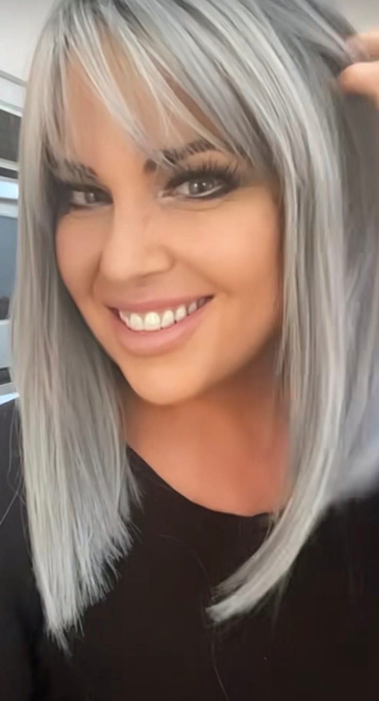 Customer photo review of Luvwin Salt And Pepper Full Machine Made Bang Wig With Small Lace