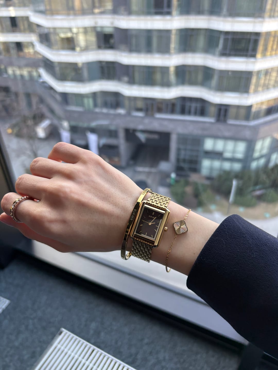 Customer photo review of Olivia Gold Brown