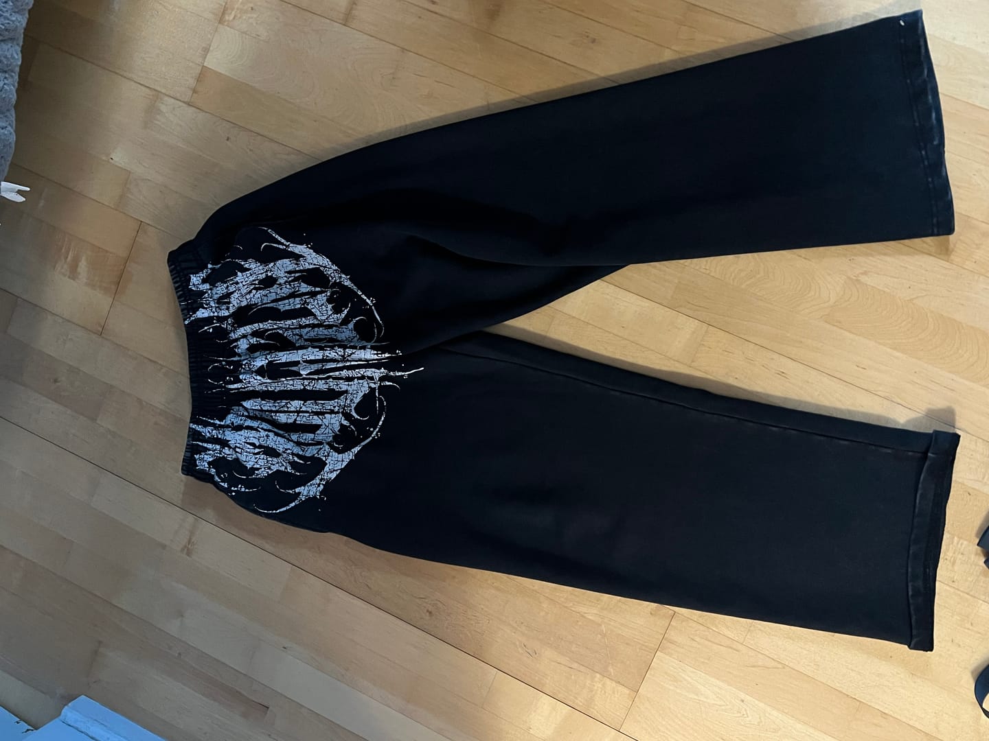 Customer photo review of 2079 - Dark Wave Joggers