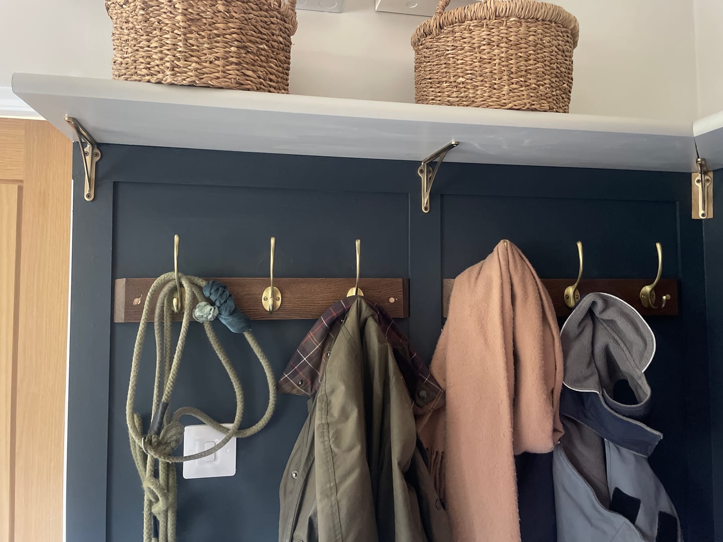 Customer photo review of Ironbridge Aged Brass Shelf Brackets | 4.5/6/7/8/10"