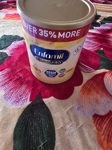 Customer photo review of Enfamil Infant Neropro Formula with Iron, 28.3 oz (case of 4)