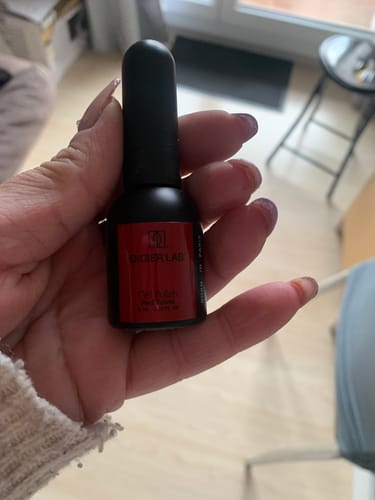 Customer photo review of Vernis Semi-Permanent Red Velvet Studios Didier 8ml