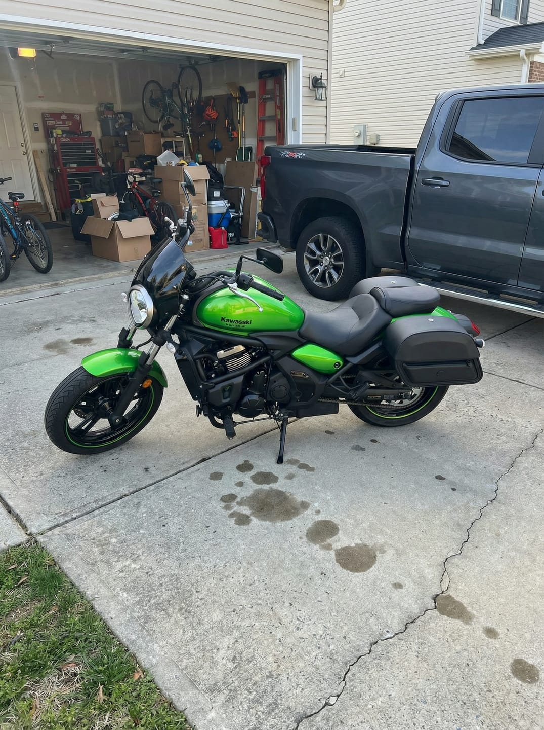 Customer photo review of 28L - Pantheon Medium Quick Mount Kawasaki Vulcan S VN650 Motorcycle Saddlebags