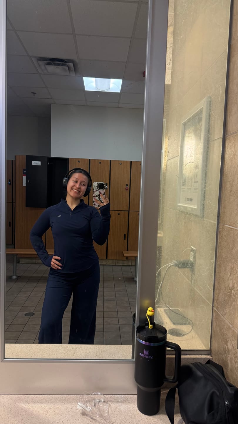 Customer photo review of W5160 - Velocity Pullover