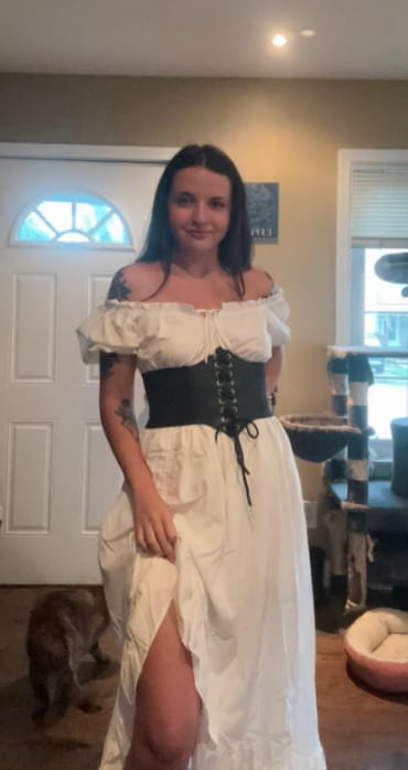 Customer photo review of Renaissance Dress - Adjustable Side-Pull Medieval Costume