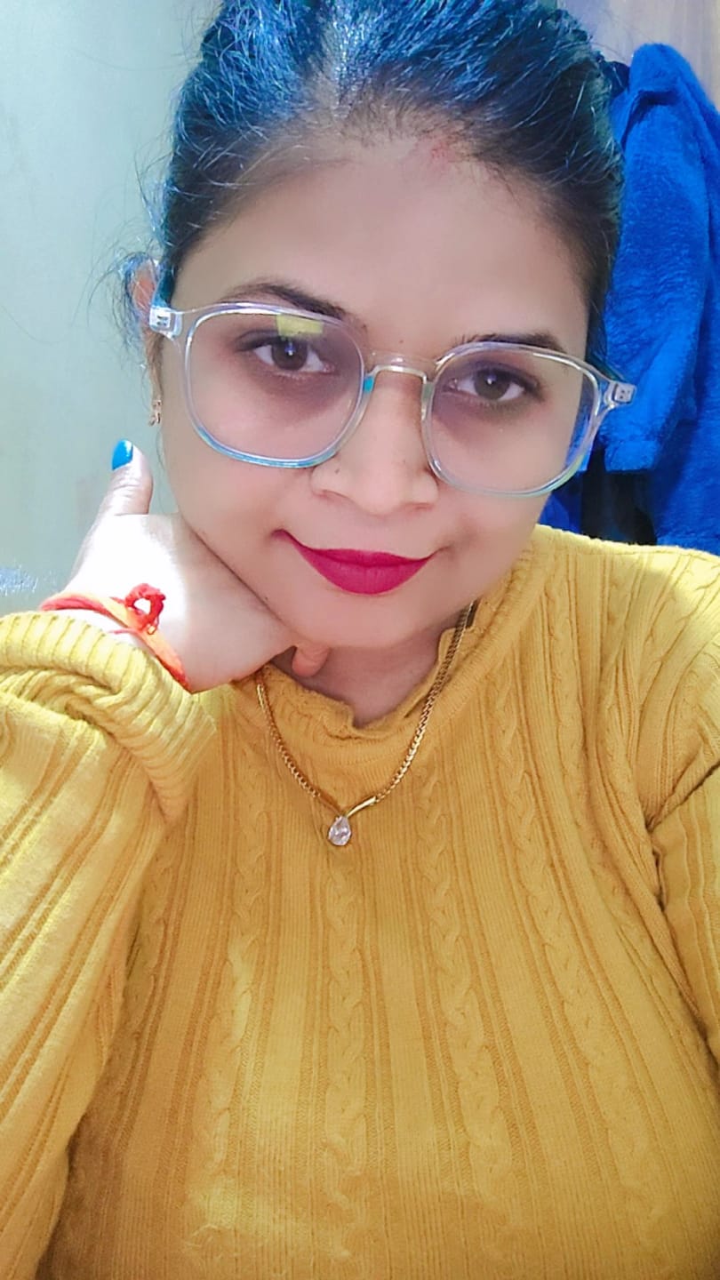 Customer photo review of Pear Diamond V Necklace