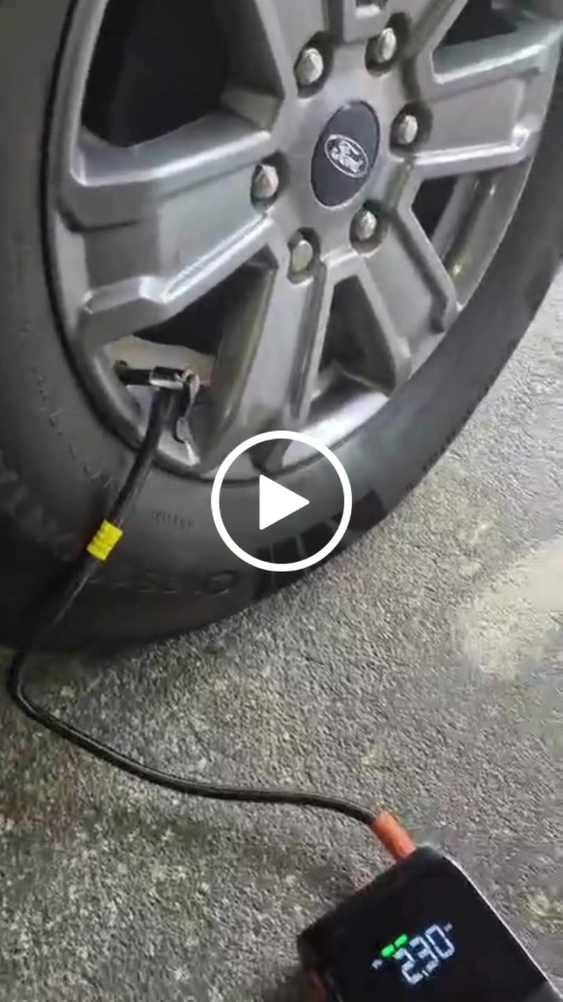 Customer video review of Lumeo Pro Smart Pump Xtreme - With Jump Starter