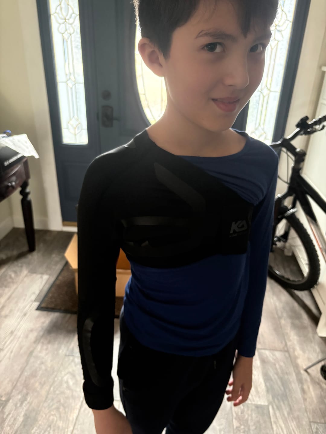 Customer photo review of Dynamic Shoulder & Elbow Stabilizer - K2 Youth Sleeve