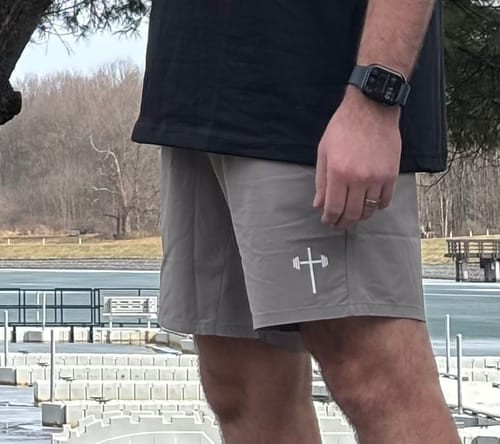 Customer photo review of Performance Shorts 7"