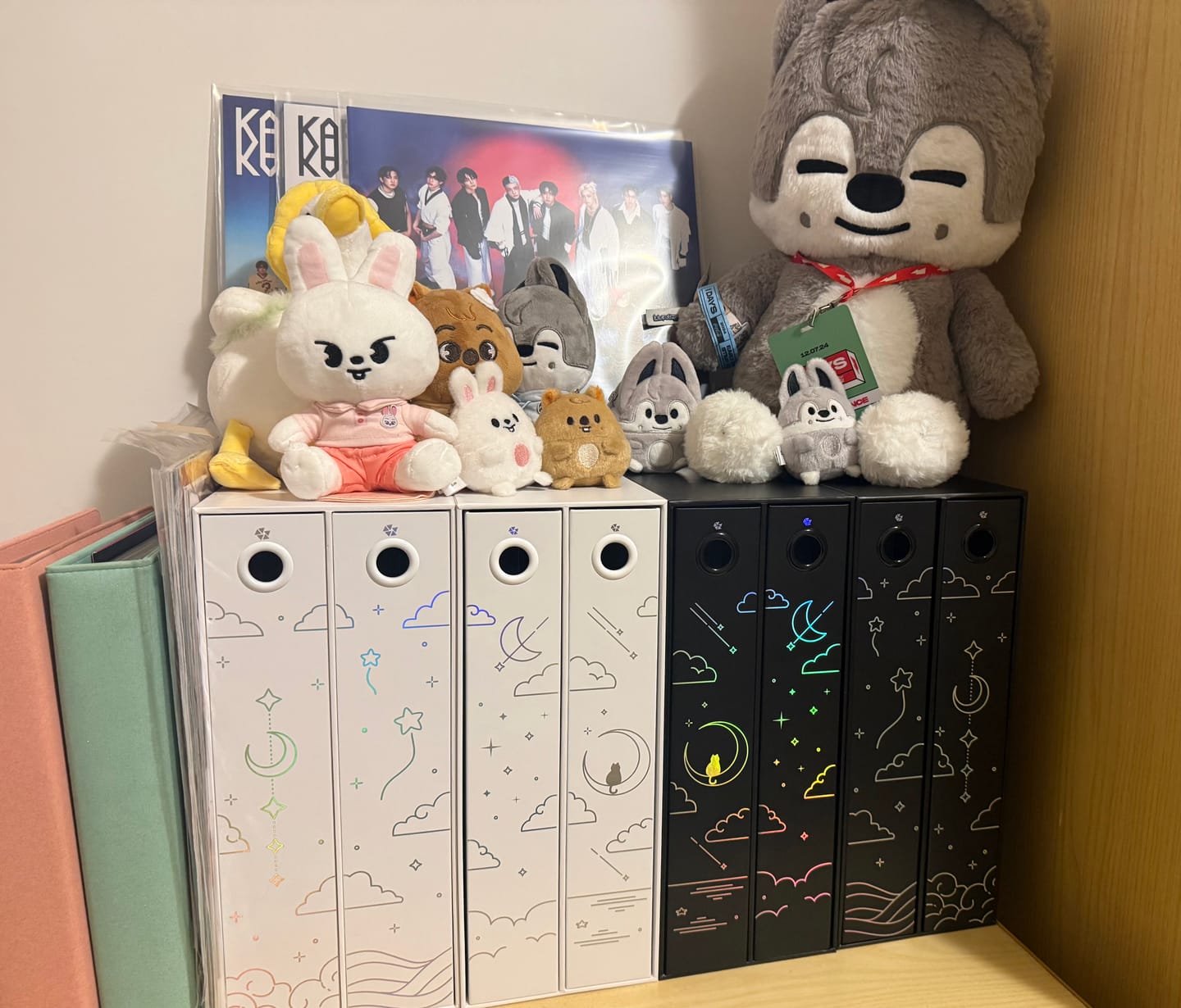 Customer photo review of [PRE-ORDER] Part I - Astro + Wanderlust - Midnight Duo Edition - A4 myCOLLECTION Binder