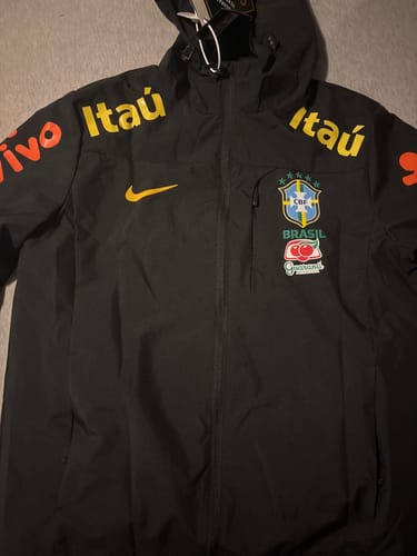 Customer photo review of VESTE BRÉSIL NOIR 2025/2026
