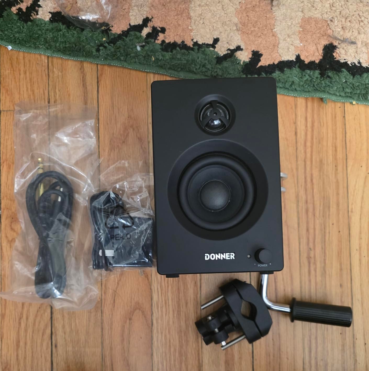 Customer photo review of Donner DDA-20SE Enceinte de monitoring de batterie