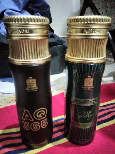 Customer photo review of Pack of 2 The Story And AQ 365 Non Alcoholic Deodorant Body spray 200 ML Each