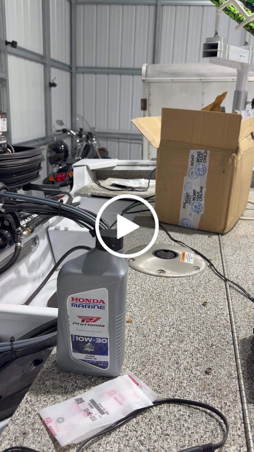 Customer video review of Honda 80W-90 Lower Unit Gear Oil