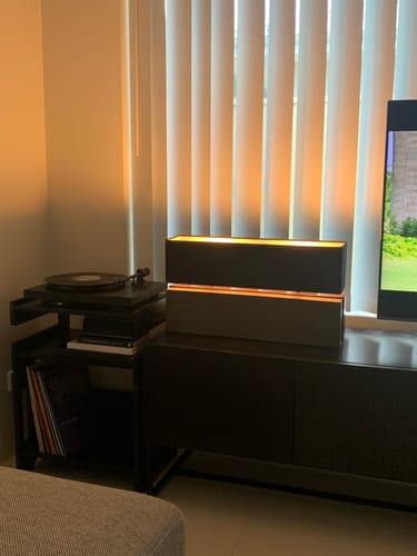 Customer photo review of Aurala 140 - Record Player Shelf (Black)