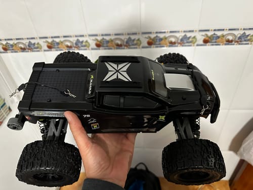 Customer photo review of Rlaarlo Omni-Terminator Carbon Fiber MINI 1:10 Scale RTR Brushless Monster Truck, RZ001B-C