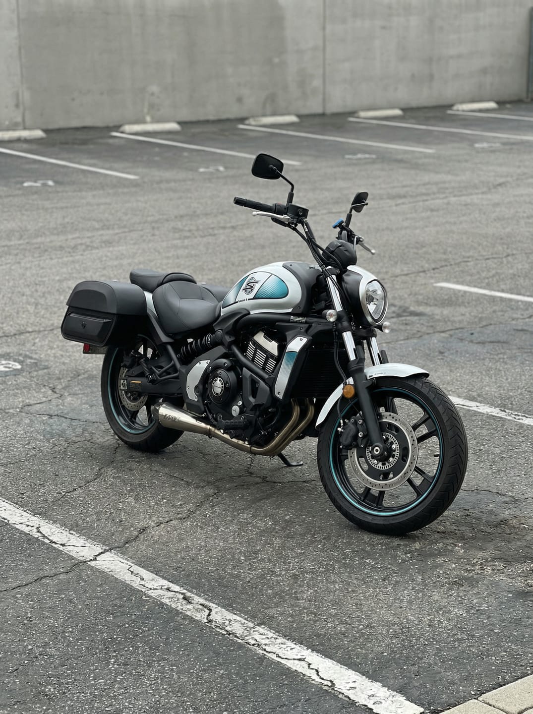Customer photo review of 28L - Pantheon Medium Quick Mount Kawasaki Vulcan S VN650 Motorcycle Saddlebags