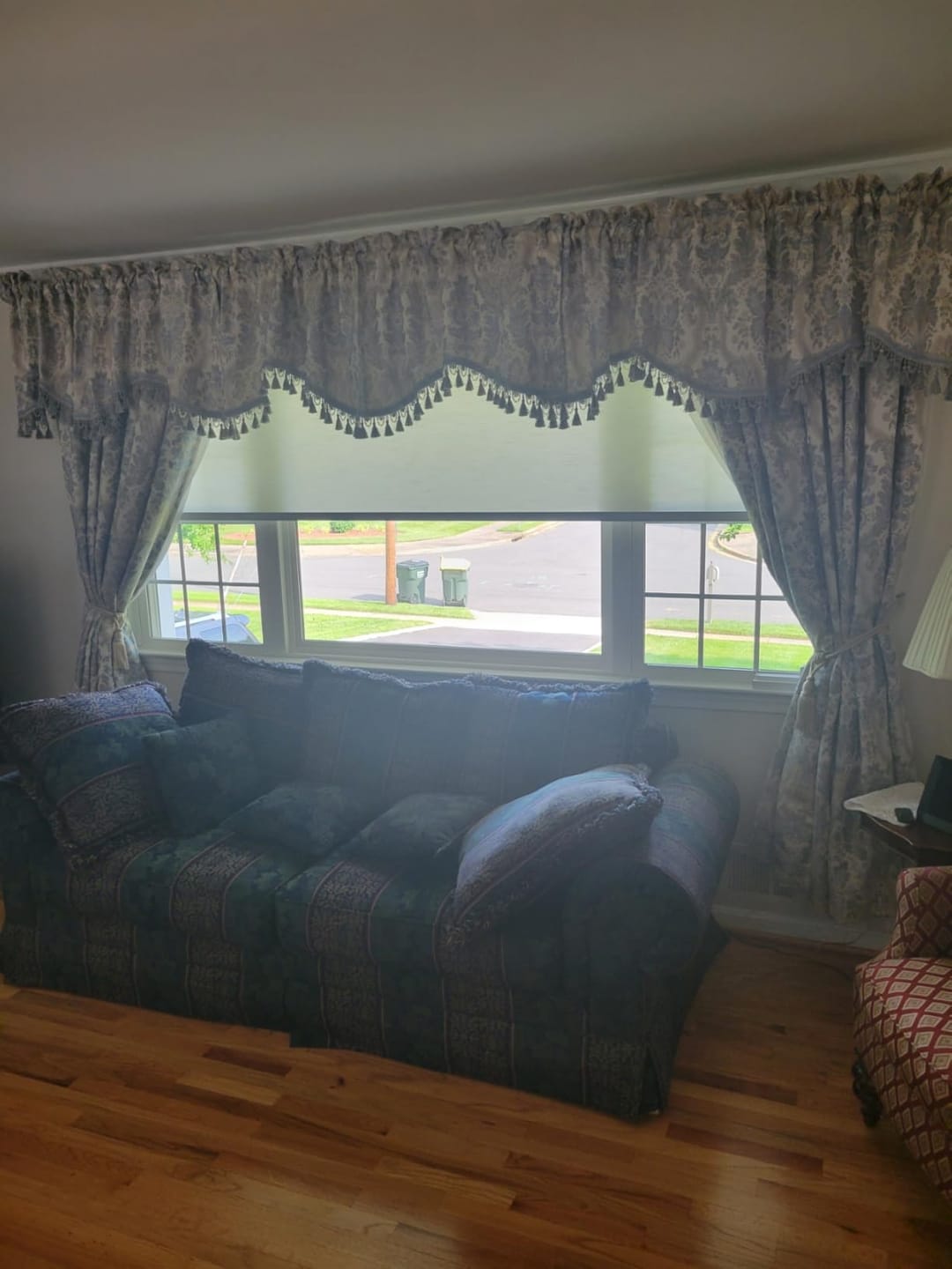 Customer photo review of Bringnox Motorized Light Filtering Roller Shades 70% Blackout Treebark