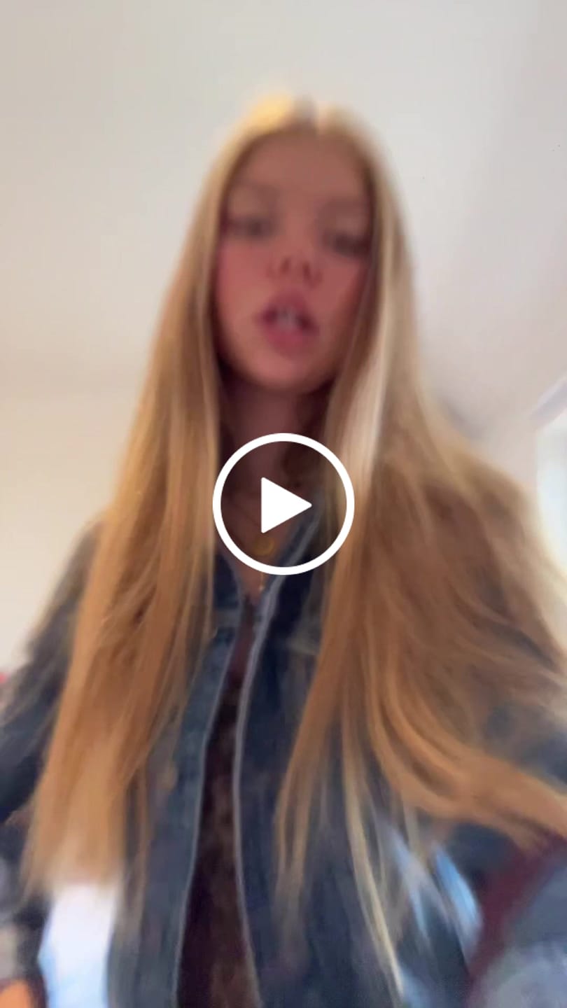 Customer video review of The Beatrice Blue Gold Bracelet