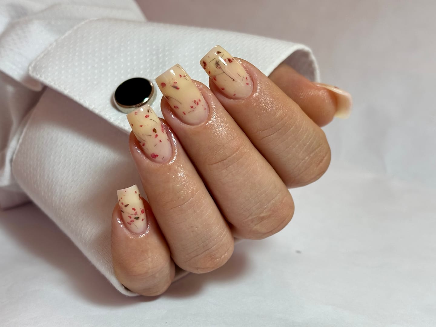 Customer photo review of FloraMilky 08 Builder Gel