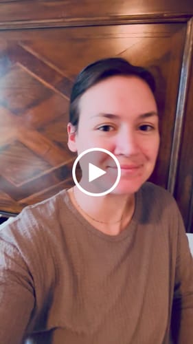 Customer video review of cloud clip