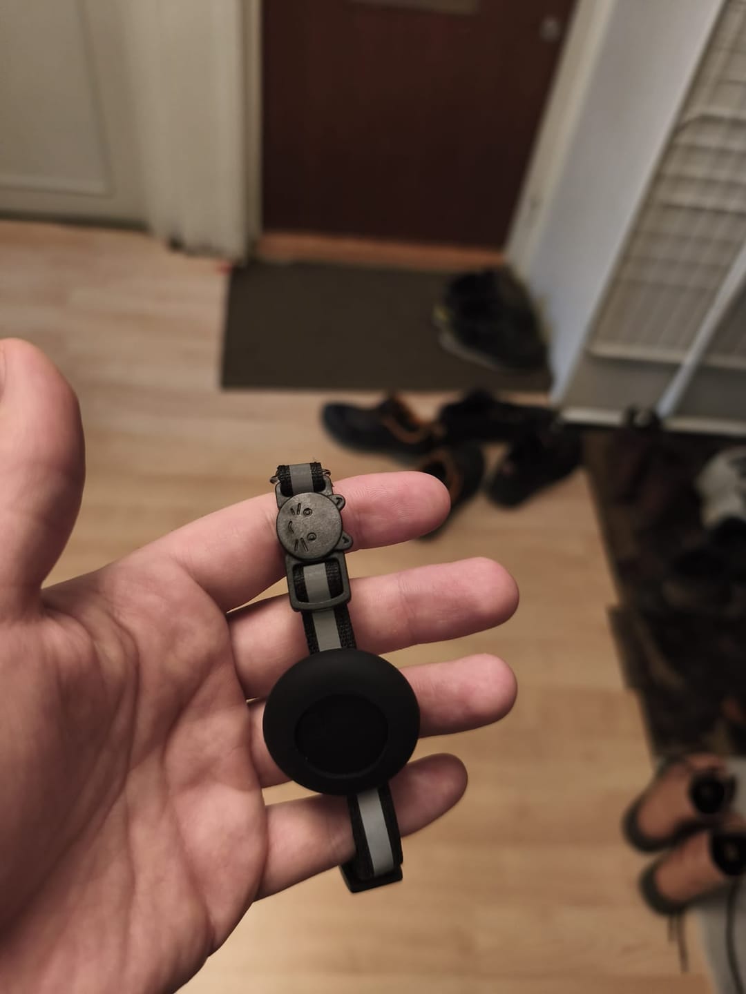 Customer photo review of AirTrackTag Kattpaket