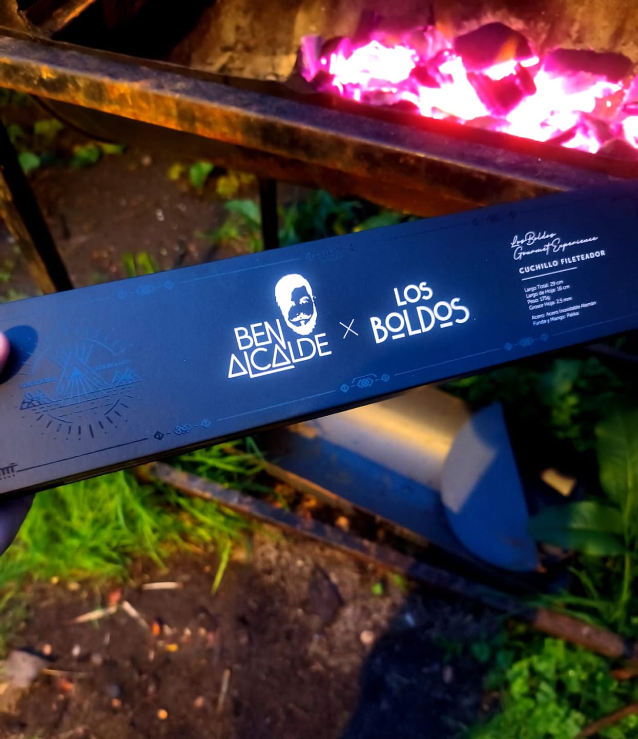 Customer photo review of Cuchillo Fileteador Japonés de Acero Alemán con Mango de Pakka