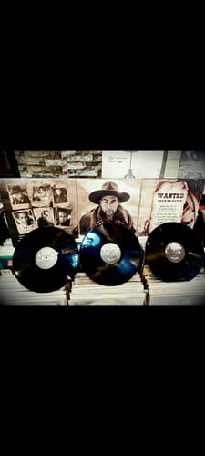 Customer photo review of PRE-ORDER VINILO "LOS BANDOLEROS" RELOADED
