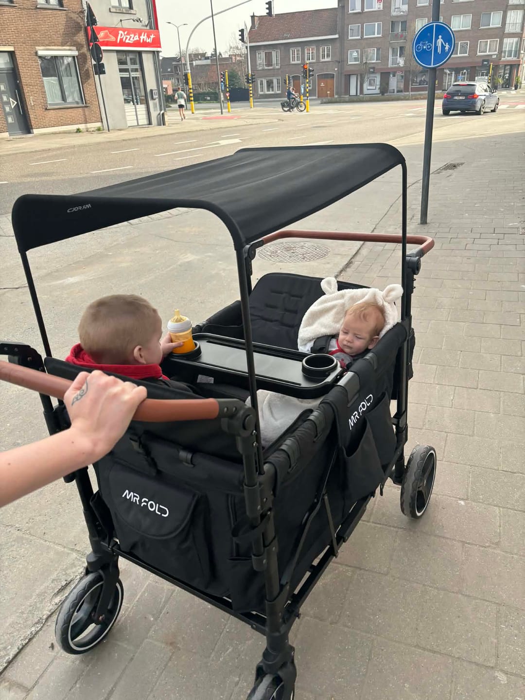 Customer photo review of P-Series Luxe 4-zits kinderkar