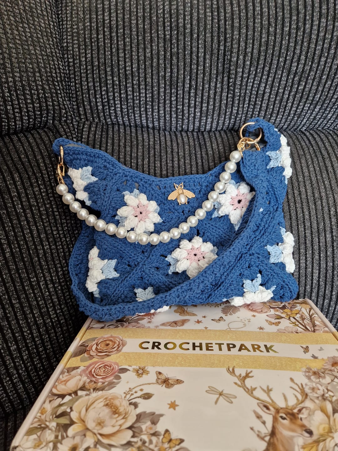 Customer photo review of CrochetPark™ Garden Rose Hobo Kit